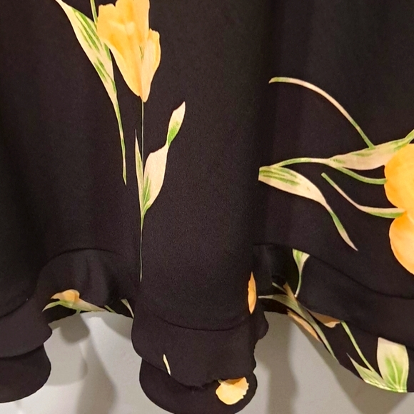 STUDIO I LOVELY DRESS - Picture 6 of 9